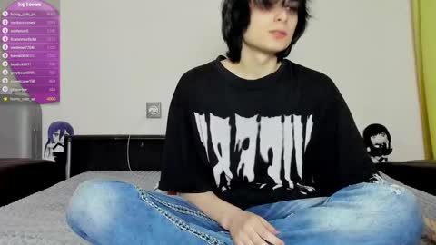 Snapshot of lazydarkknight chatting on 03.05.25 Alex online show from 03.05.25