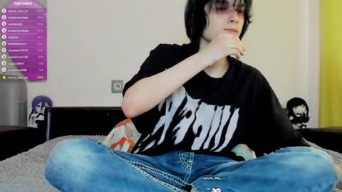 Snapshot of lazydarkknight chatting on 03.06.25 Alex online show from 03.06.25