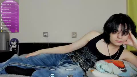 Snapshot of lazydarkknight chatting on 03.08.25 Alex online show from 03.08.25