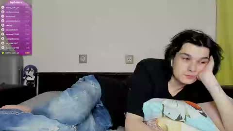 Snapshot of lazydarkknight chatting on 03.11.25 Alex online show from 03.11.25