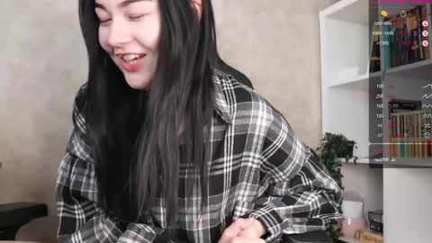 Lisa online show from 03.05.25