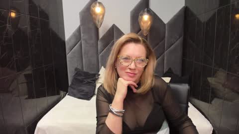 Lea online show from 02.04.25