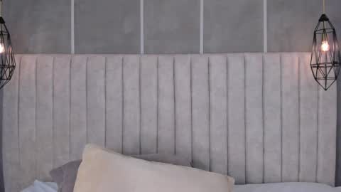    online show from 03.04.25