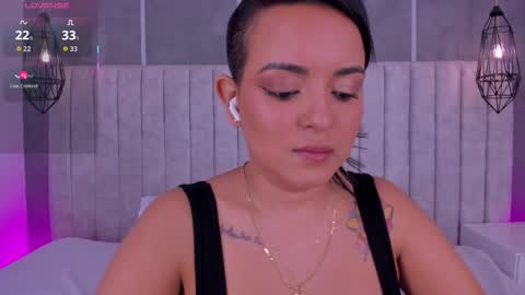    online show from 11.04.25