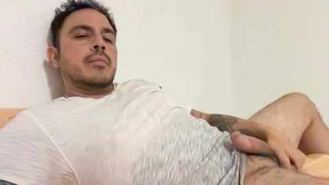 Snapshot of leafar_volkov chatting on 10.27.25 leafar_volkov online show from 10.27.25