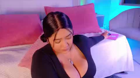 Leah online show from 09.10.25