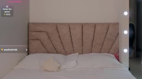 leahaltomm online show from 11.11.25