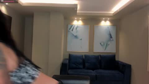 leahnovac online show from 09.12.25