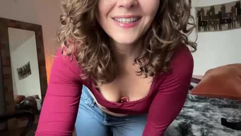 Leah Sparkles online show from 11.08.25