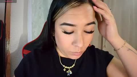 Snapshot of leahtemptation chatting on 06.21.26 leah online show from 06.21.26