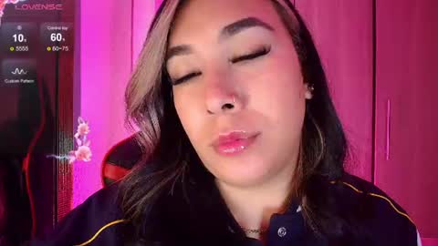 Snapshot of leahtemptation chatting on 06.29.26 leah online show from 06.29.26