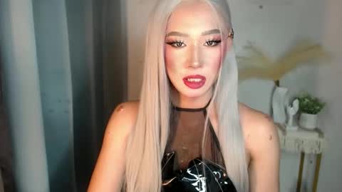 Snapshot of leanashleychatto2 chatting on 06.06.26 Miss Candy online show from 06.06.26