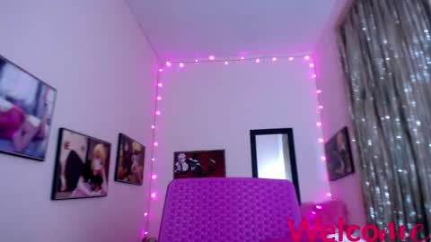 Leandra online show from 02.19.25