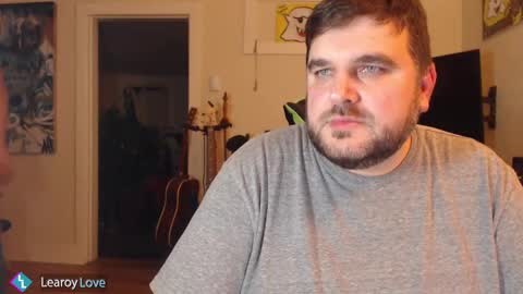 Snapshot of learoy chatting on 01.20.25 Learoy online show from 01.20.25