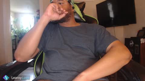 Snapshot of learoy chatting on 02.02.26 Learoy online show from 02.02.26