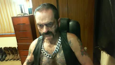 leathergreaser online show from 02.09.25