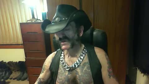leathergreaser online show from 09.28.25