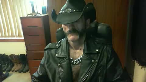 leathergreaser online show from 10.28.25