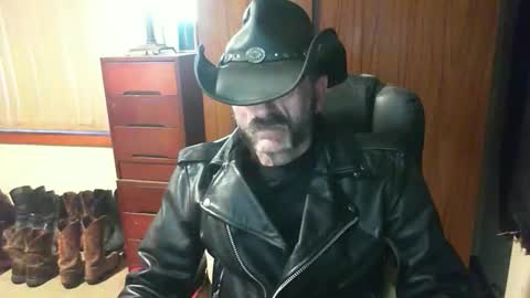 leathergreaser online show from 05.09.26