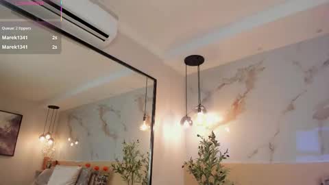 Snapshot of leathompson1 chatting on 11.03.25 online show from 11.03.25