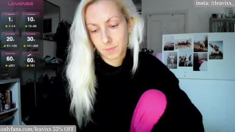 LeaVixx online show from 12.10.24