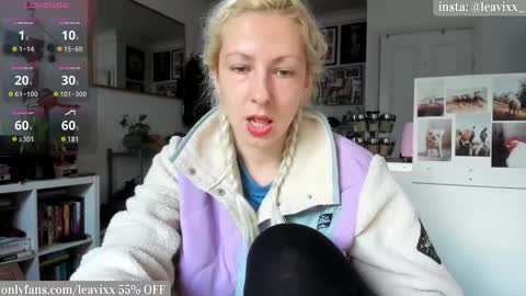 LeaVixx online show from 03.11.25