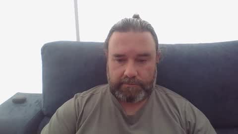 Snapshot of lecheare28 chatting on 02.11.25 lecheare28 online show from 02.11.25