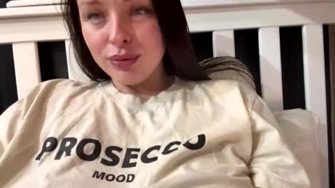 Anna  online show from 10.12.25