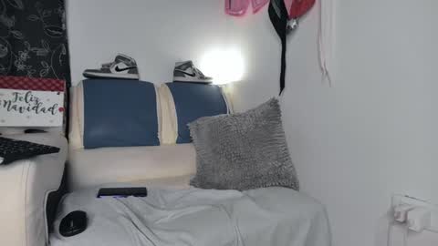 Snapshot of leenar_key chatting on 01.31.25 leenar_key online show from 01.31.25