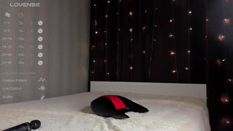 Snapshot of leenylipss chatting on 12.04.24 Emily pvt open ONLY WITH EXTRA TIPS online show from 12.04.24