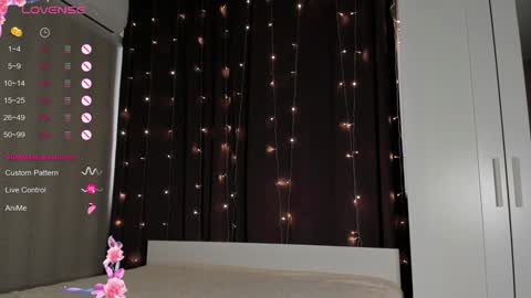 Snapshot of leenylipss chatting on 12.24.24 Emily pvt open ONLY WITH EXTRA TIPS online show from 12.24.24