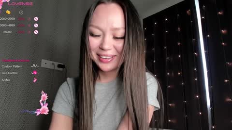 Snapshot of leenylipss chatting on 02.08.25 Emily pvt open ONLY WITH EXTRA TIPS online show from 02.08.25