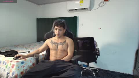  Lei  online show from 01.30.25