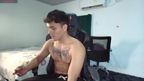  Lei  online show from 02.16.25