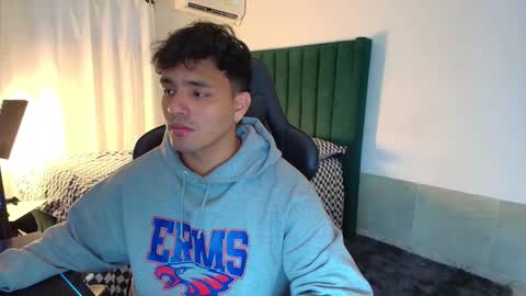  Lei  online show from 12.22.25