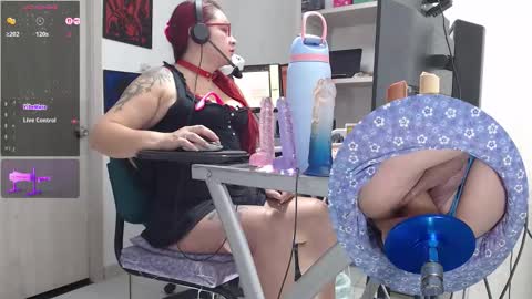 Snapshot of leidycrstnch21 chatting on 01.15.26 LeidyDi223 online show from 01.15.26