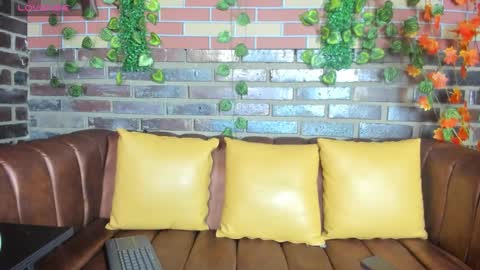 LEIGH ANGELS online show from 02.15.25