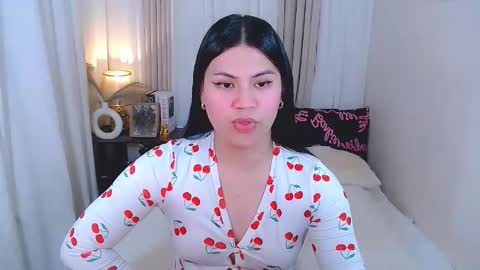 Snapshot of leighcortesi chatting on 10.27.25 Cailey online show from 10.27.25