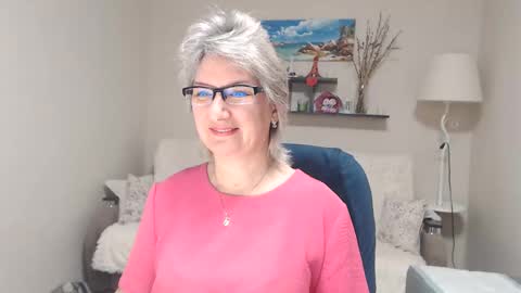 Leila Kinky online show from 11.25.25