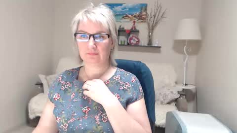 Leila Kinky online show from 03.10.26