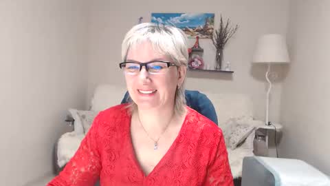 Leila Kinky online show from 04.04.26