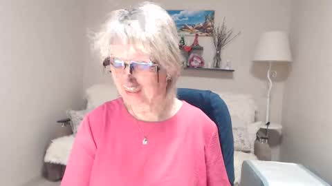 Leila Kinky online show from 04.20.26