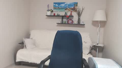 Snapshot of leilamays chatting on 07.14.26 Leila Kinky online show from 07.14.26