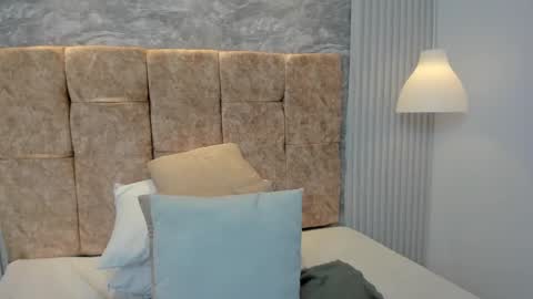 leilapons online show from 10.01.25