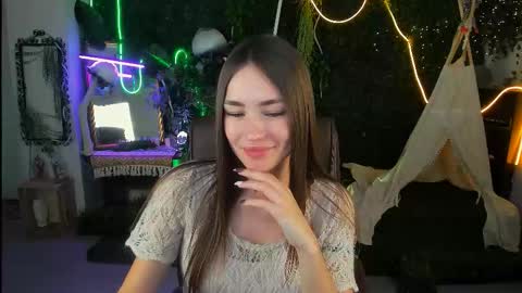 Leila Rai online show from 11.10.25