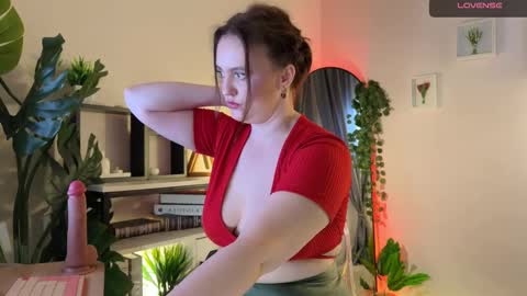 Lela online show from 11.09.25