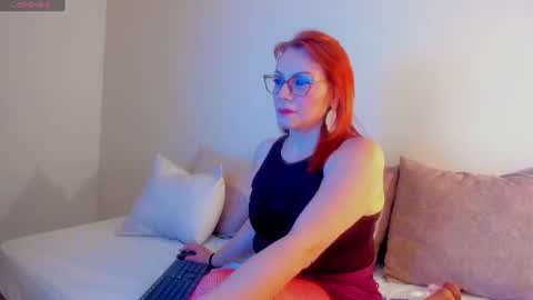 Snapshot of leloo_swift chatting on 07.20.26 Leloo online show from 07.20.26