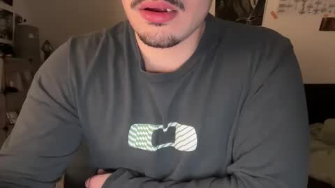 Snapshot of lemon_squeezerr chatting on 12.20.25 lemon_squeezerr online show from 12.20.25