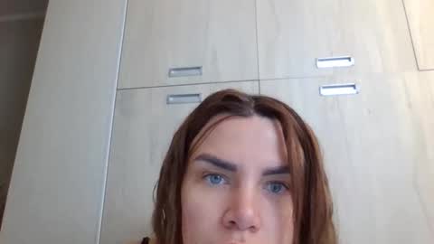 lena6122000 online show from 09.12.25