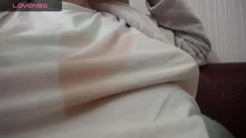 lenagolden online show from 02.13.25